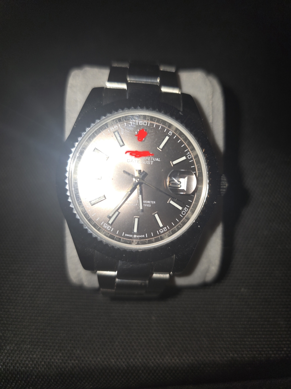 Stainless Steel Men's Wristwatch in Silver